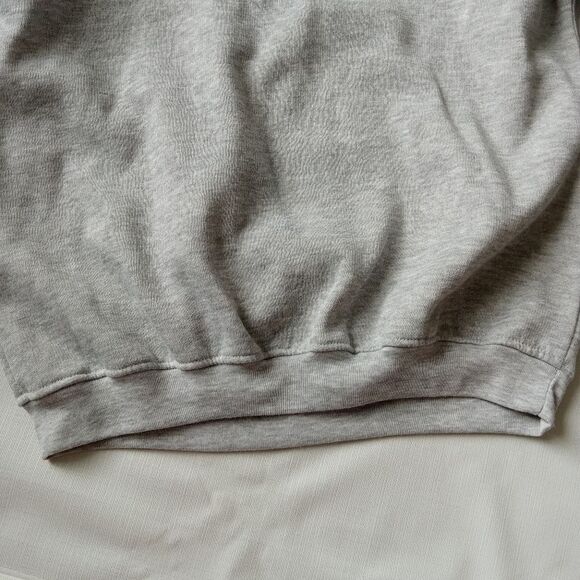 Basic Editions Vintage Sport Gray Holiday Crew Neck Sweater Women's Size Small - Picture 10 of 12